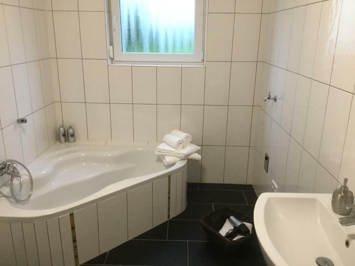 Ferienwohnungen Zum Hirschberg Sankt Wendel Ngoại thất bức ảnh